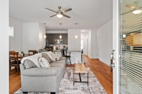 Charming Duplex Retreat in Old Town Manchester, VA
